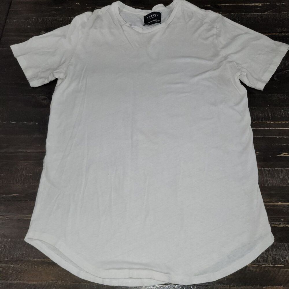 PacSun White Curved Hem T-Shirt Men’s Large